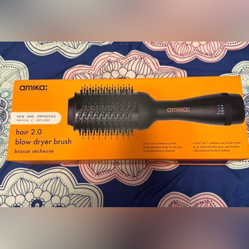 Amika Blow Dryer Brush